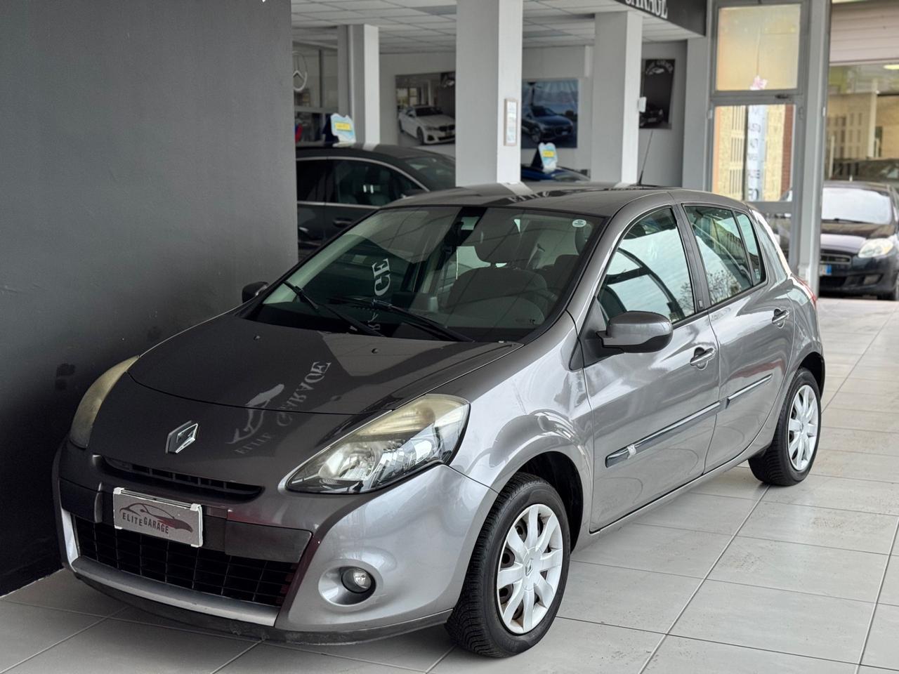 Renault Clio 1.2 16V 5 porte Dynamique