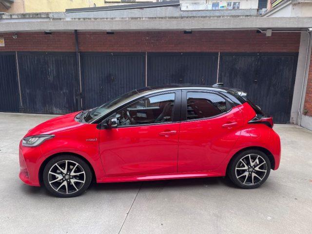 TOYOTA Yaris 1.5 Hybrid 5 porte Lounge come nuova
