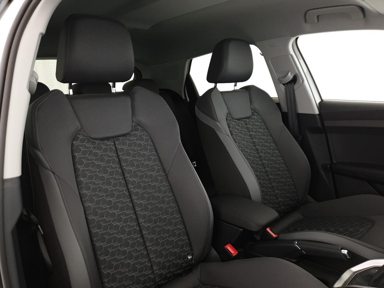 Sportback 30TFSI 116CV S tronic Identity Black