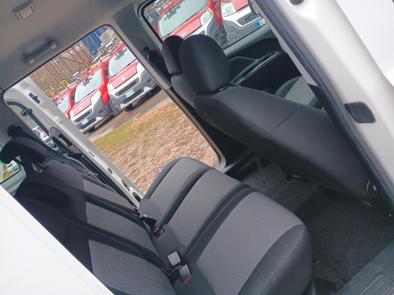 FIAT DOBLO' 1.3 MJT 95 CV AUTOCARRO 5 POSTI