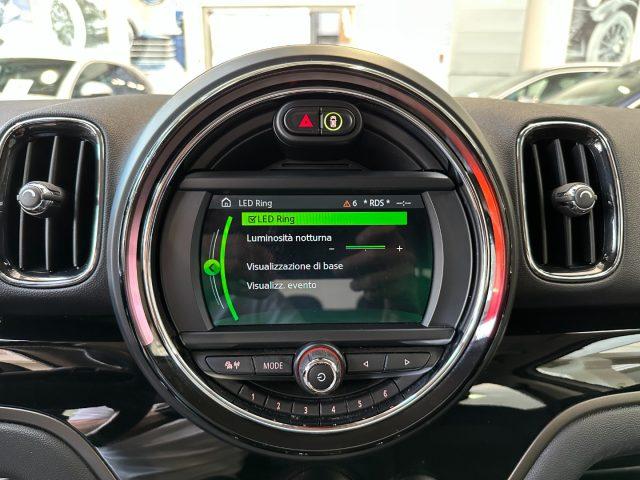 MINI Countryman 2.0 Cooper D Business Automatica - 17" - Navi