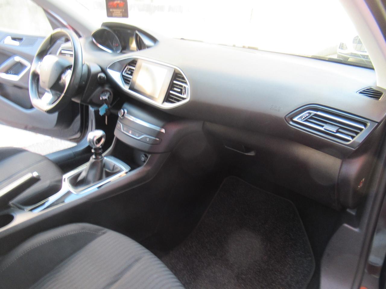 Peugeot 308 BlueHDi 120 S&S SW Business