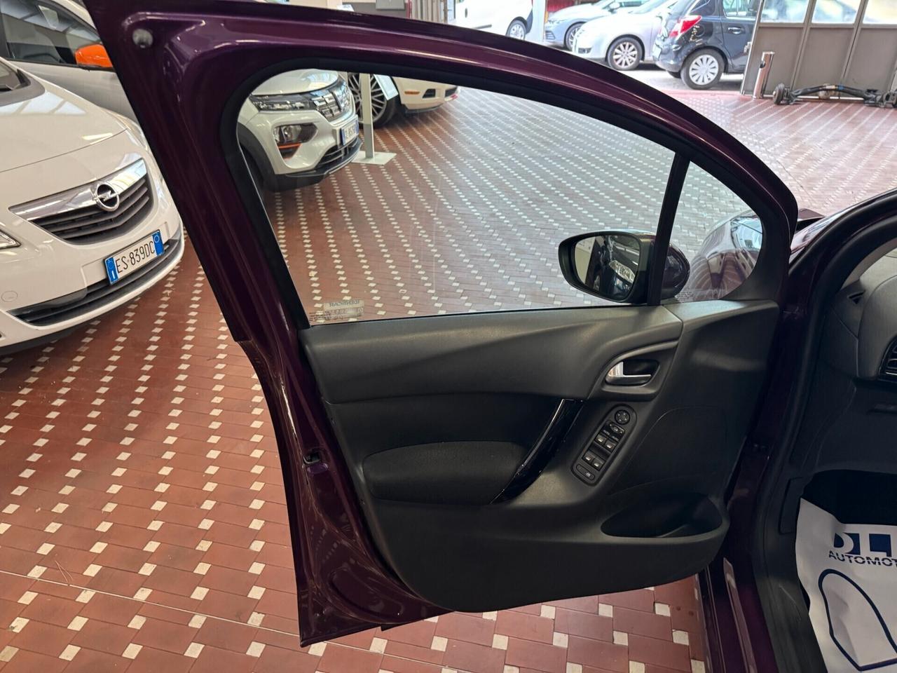 Citroen C3 PureTech 82 S&S ETG Exclusive - CAMBIO AUTOMATICO