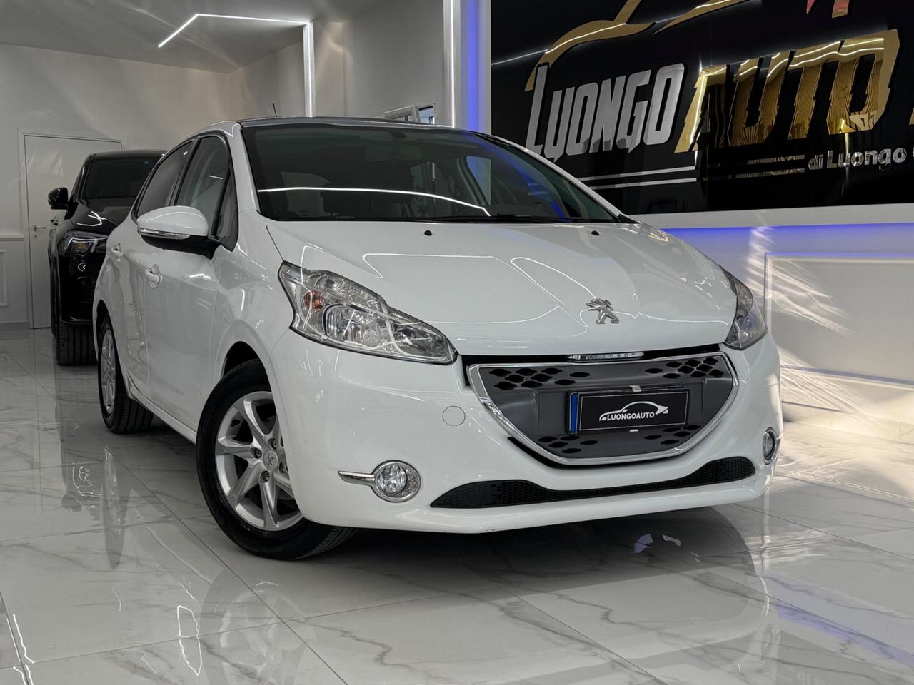 Peugeot 208 1.4 HDi 68Cv Allure-Iper Full