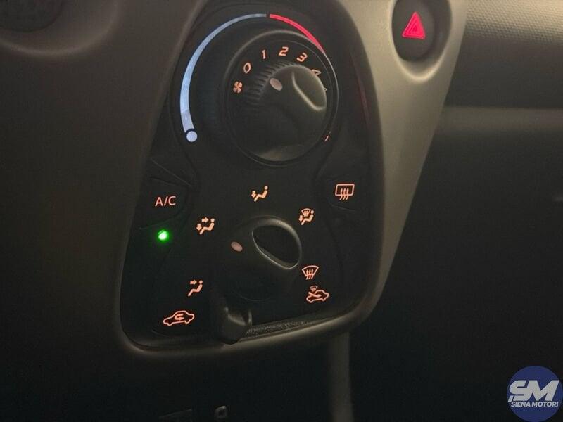 Peugeot 108 VTi 72 S&S 5 porte Allure