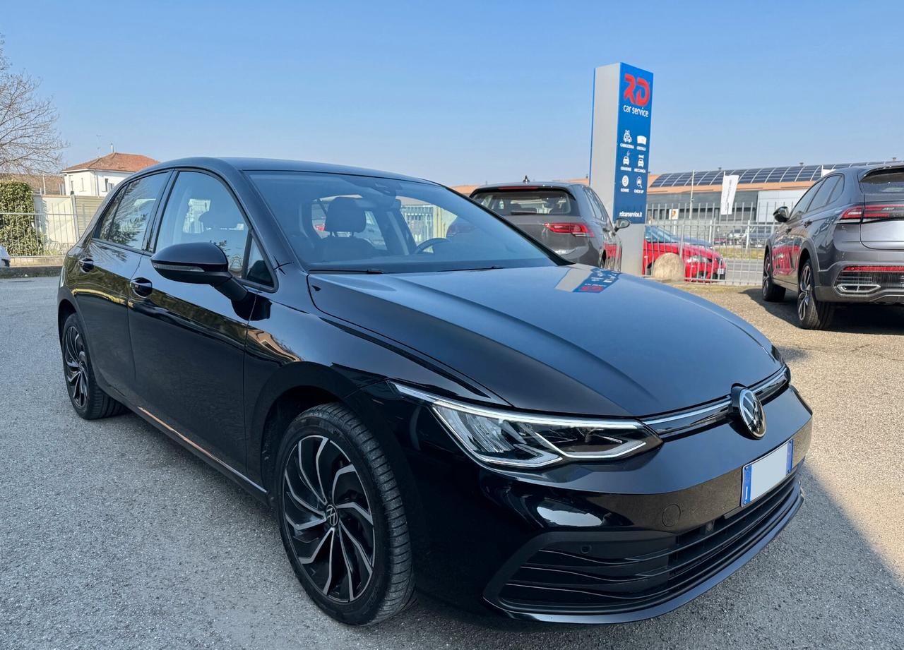 Volkswagen Golf 1.0 etsi evo Life 110cv dsg / NO VINCOLI