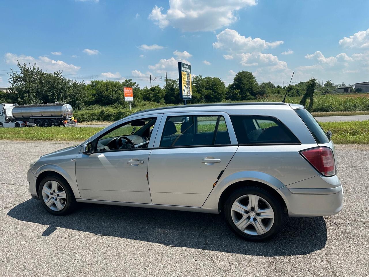 Opel Astra 1.6 16V GPL-TECH Station Wagon Enjoy