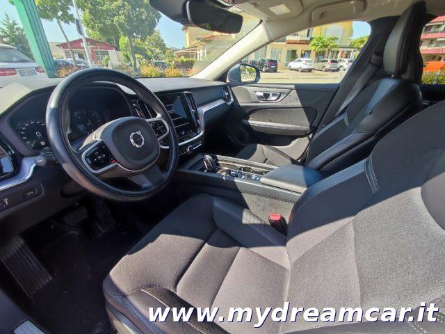 VOLVO V60 B4 (d) Geartronic Momentum Business Pro