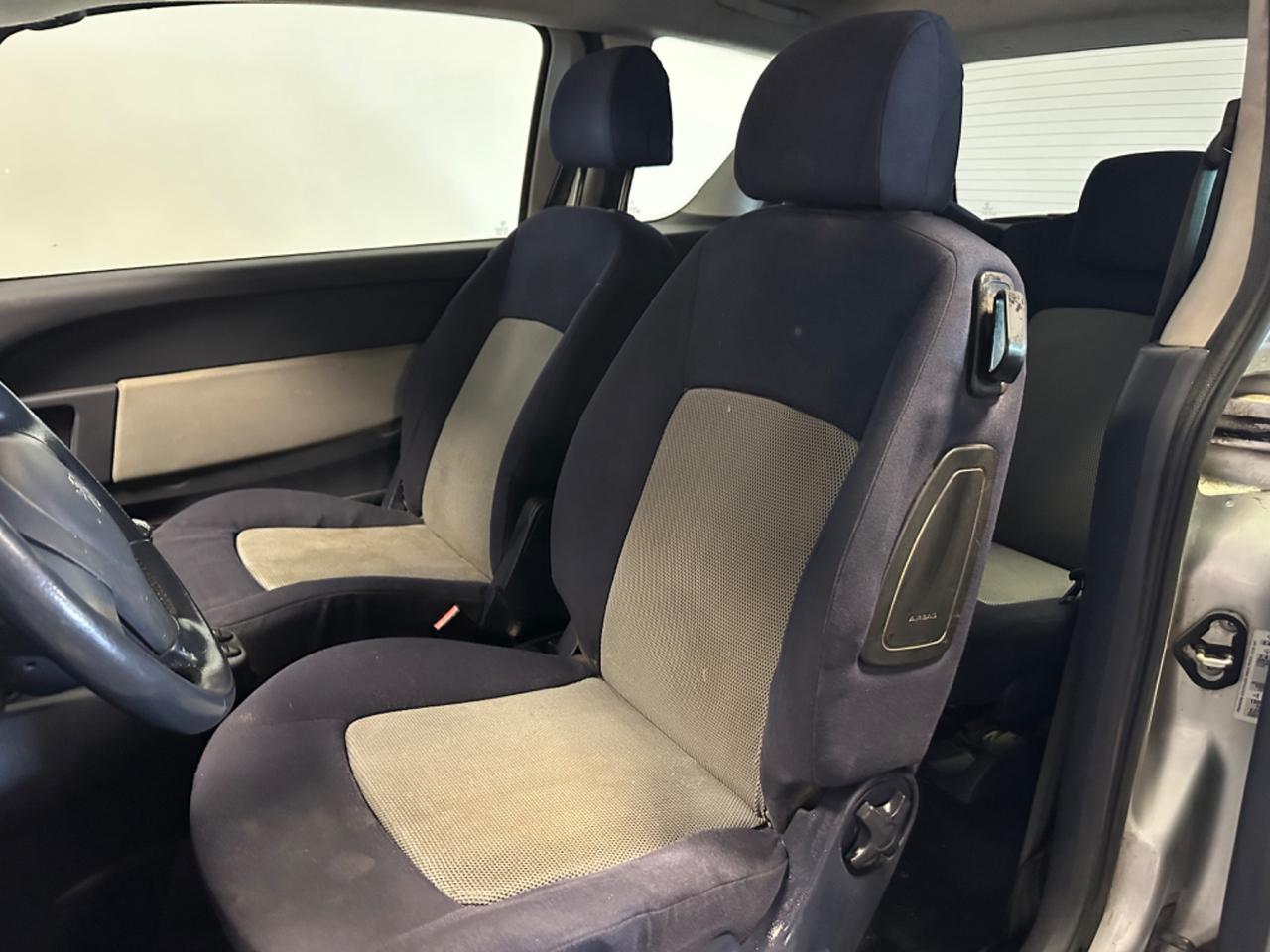 PEUGEOT 1007 SPORT 1.4 HDI 68CV DIESEL