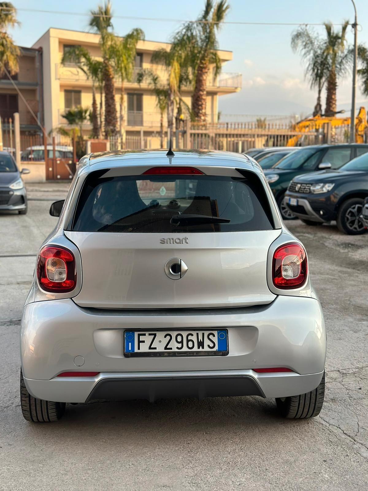 Smart ForFour 70 1.0 twinamic Prime PROMO!!