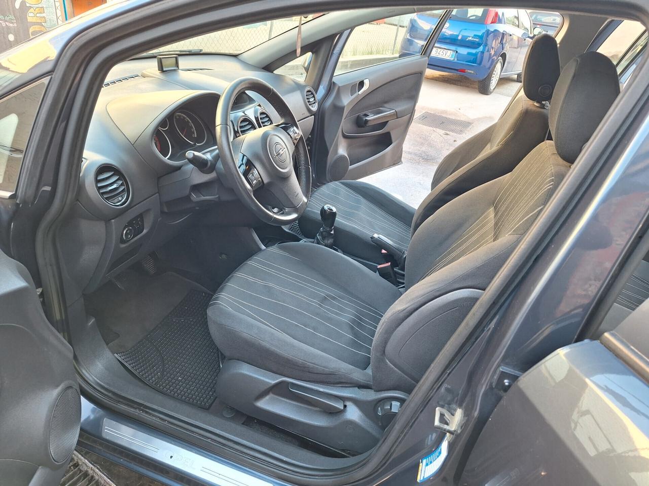 Opel Corsa 1.2 5 porte Edition NEOPATENTATI UNICOPROPIETARIO