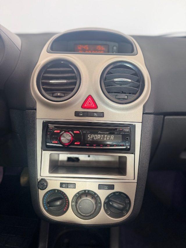 OPEL Corsa 1.2 5. porte Cosmo.