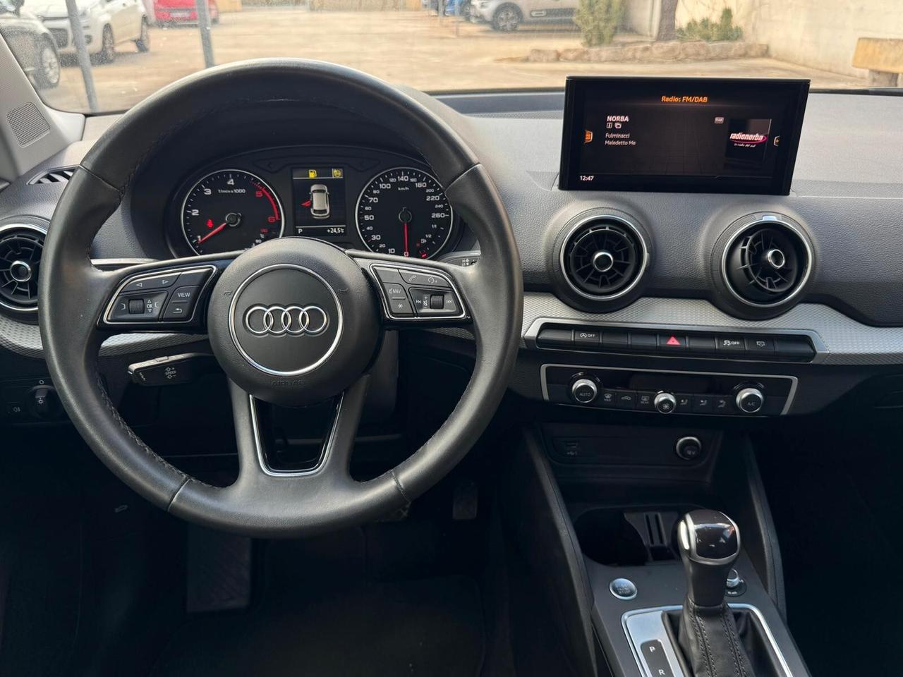 Audi Q2 35 TDI quattro S tronic Business