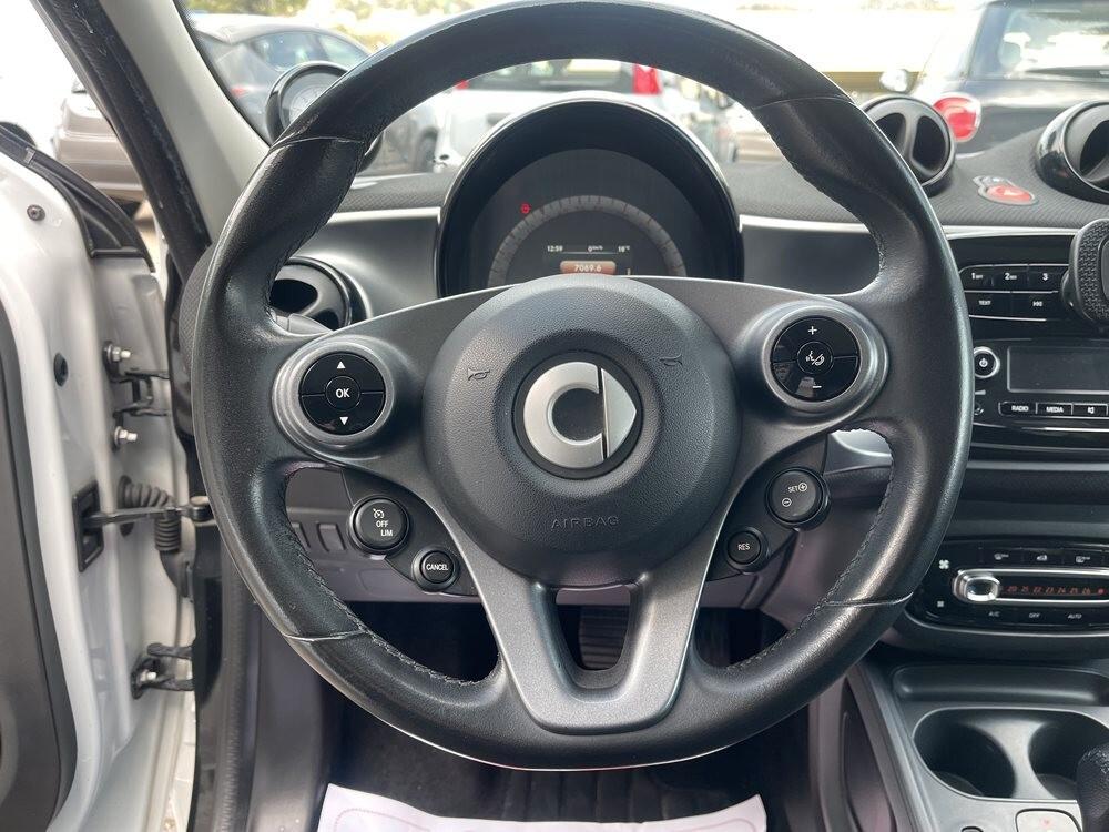 Smart ForFour 70 1.0 twinamic Prime NEO PATENTATI