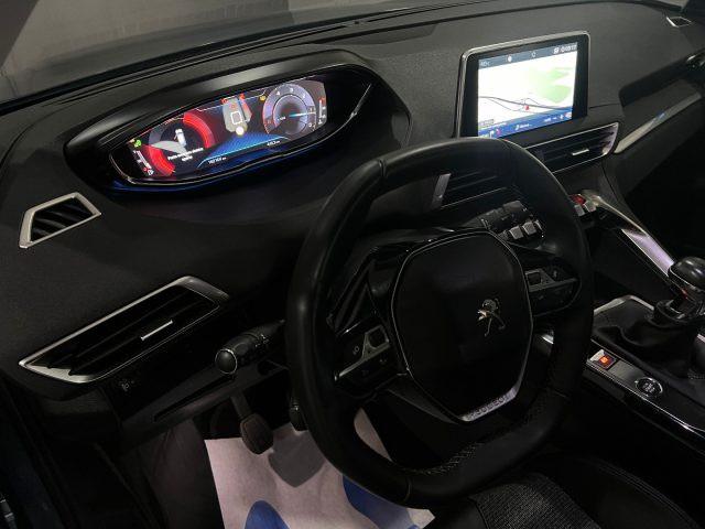 PEUGEOT 5008 BlueHDi 130 S&S Allure