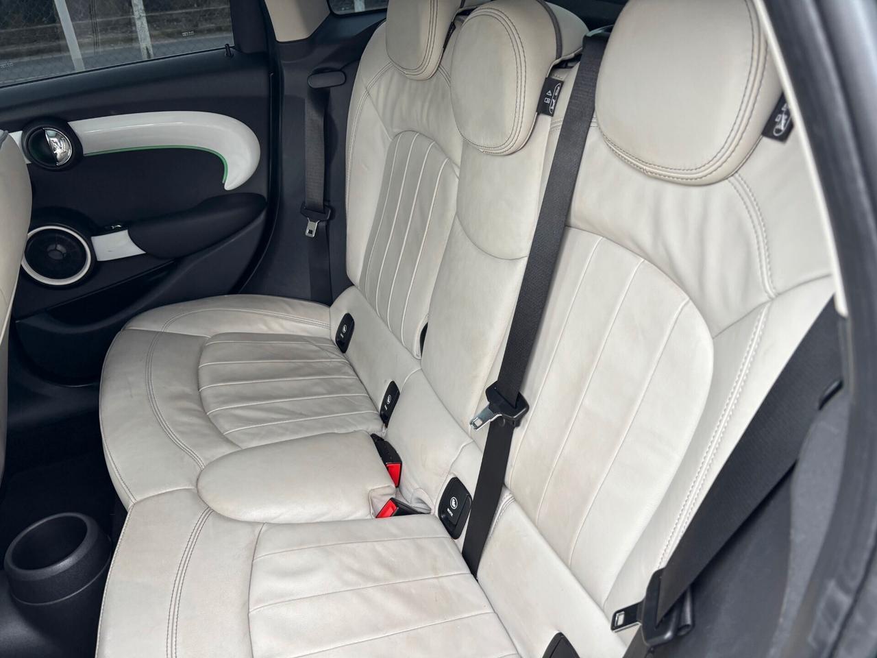 Mini 2.0 Cooper SD AUTOMATICA, PANORAMA, NAVI, TELECAMERA, HEAD UP DISPLAY, STUPENDA!!!!!