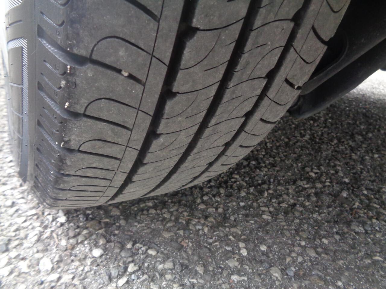 Vivaro 1.6 BiTurbo friziobne e volano km0 garz 12