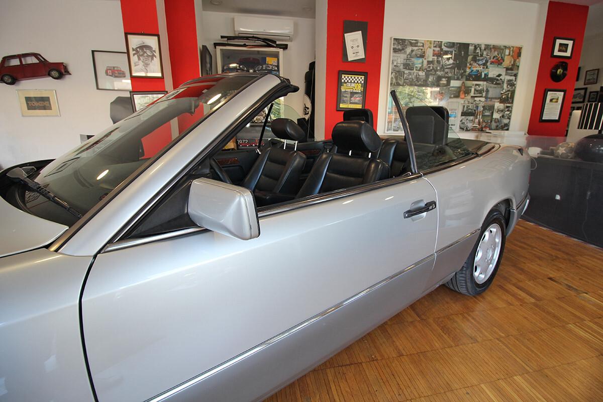 Mercedes-benz 300 CE-24 cat Cabriolet