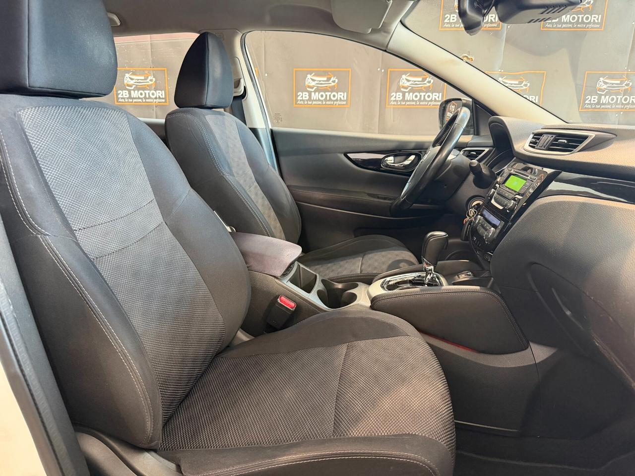 Nissan Qashqai II 1.6 dci Visia 2wd 130cv xtronic E6