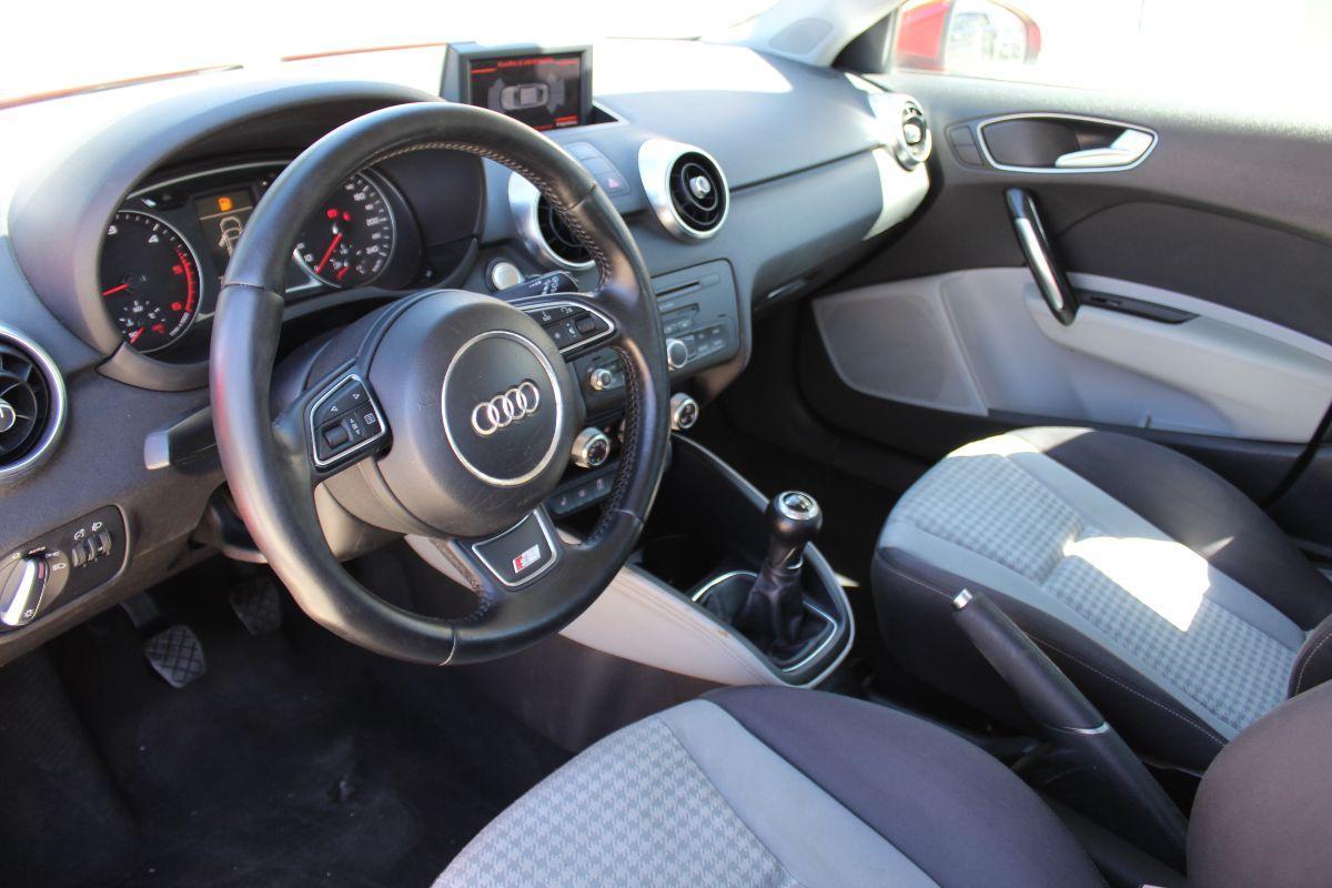AUDI - A1 Sportback - 1.6 TDI S line edition plus