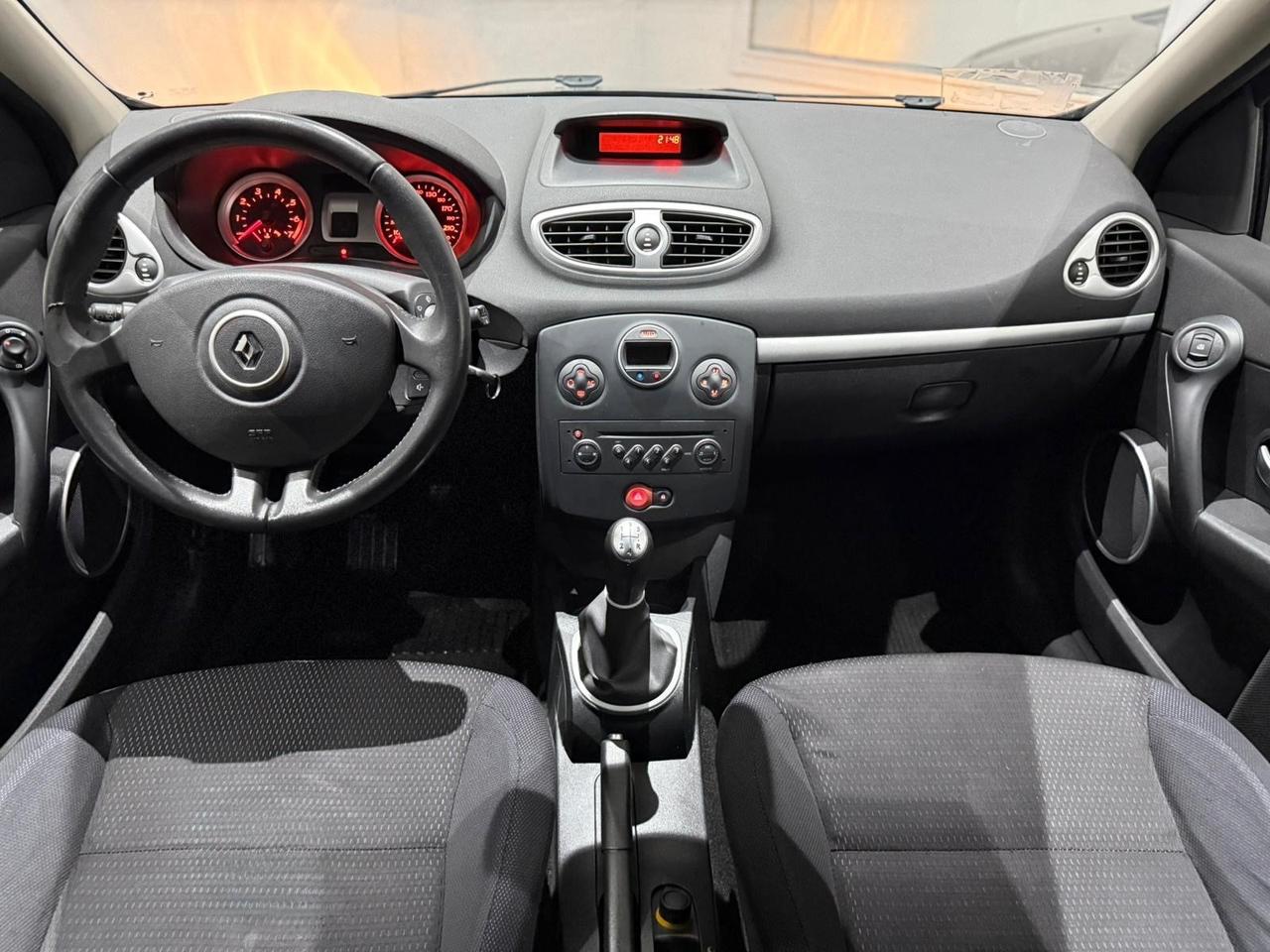 Renault Clio 1.2 (55cv/75kw) 16v Per Neopatentati