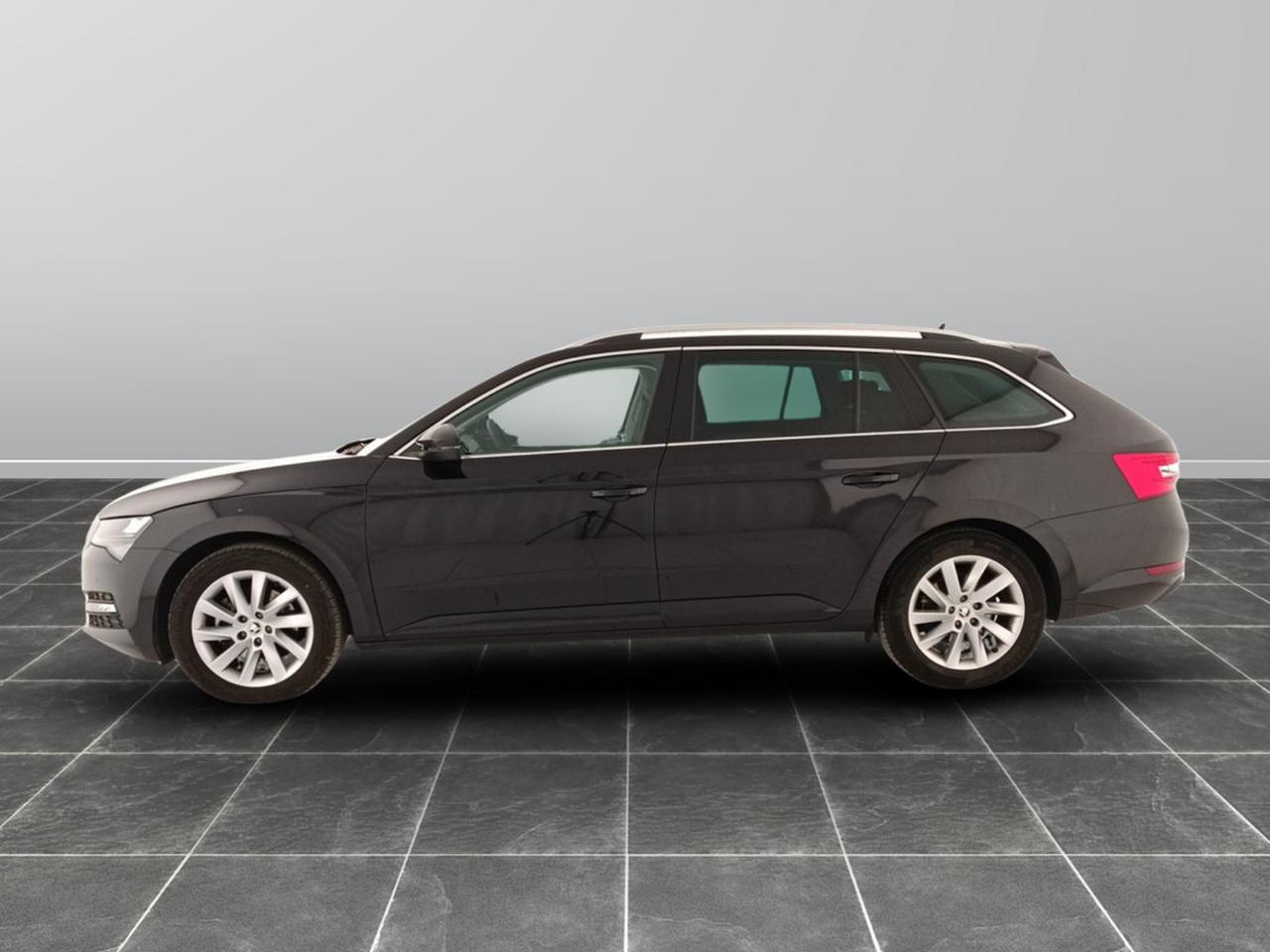 Skoda Superb wagon 2.0 tdi evo scr 150cv executive dsg