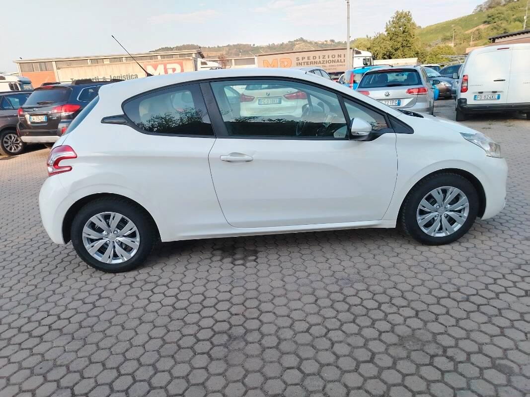Peugeot 208 1.4 hdi 8v Active 5p
