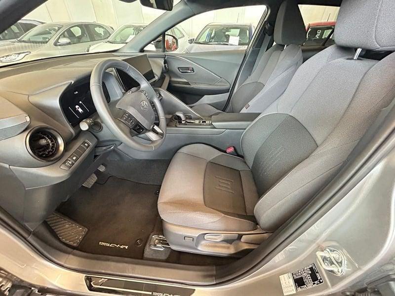 Toyota C-HR 1.8 HV E-CVT Trend