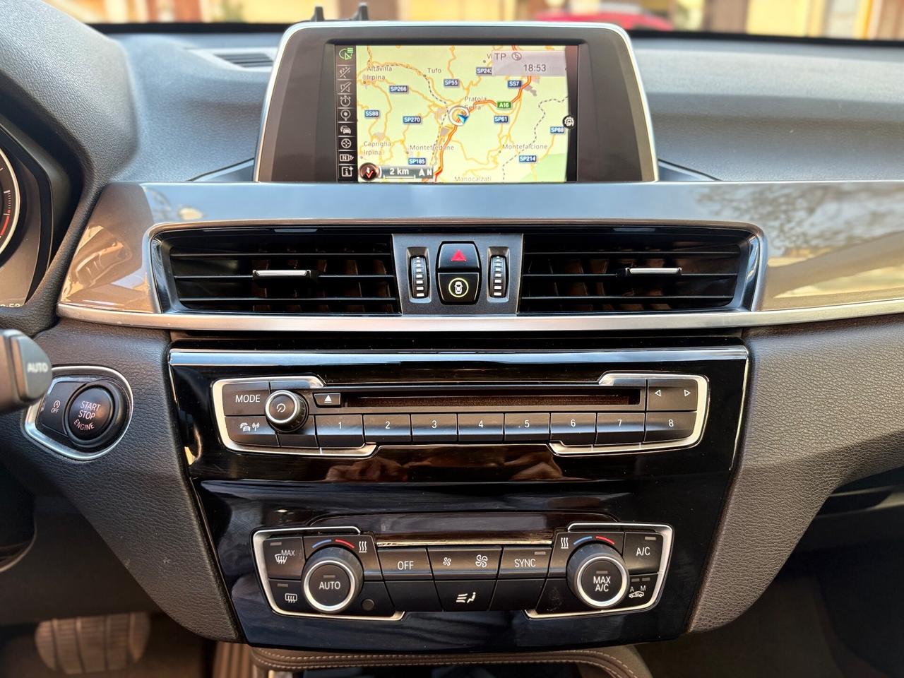 BMW X1 SDrive20d xLine FULL/LED/NAV/TETTO