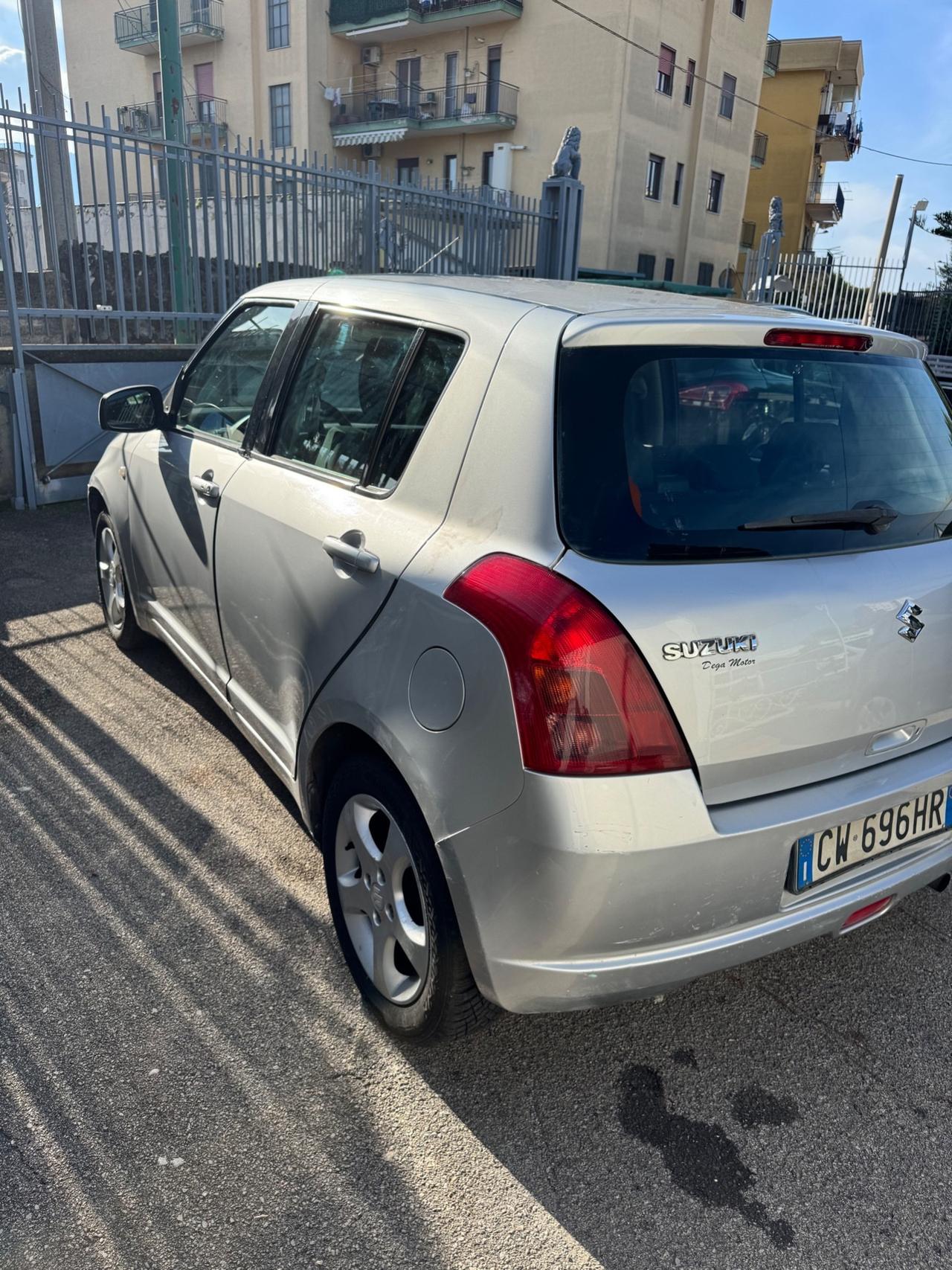 Suzuki Swift 1.3 5p BENZINA 2005
