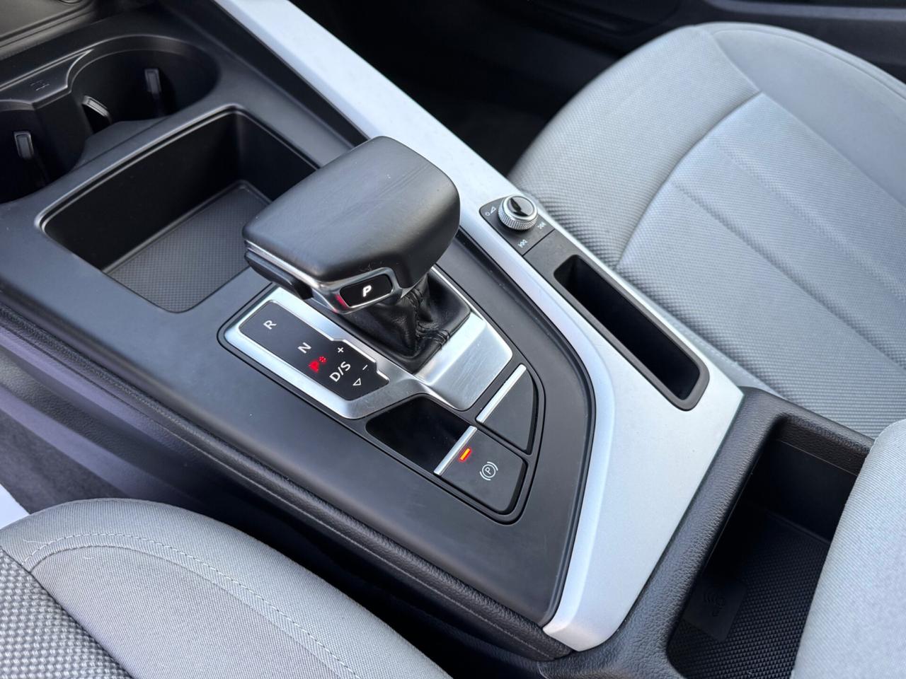 AUDI A4 2.0 Tdi Avant S-Tronic - Led 18