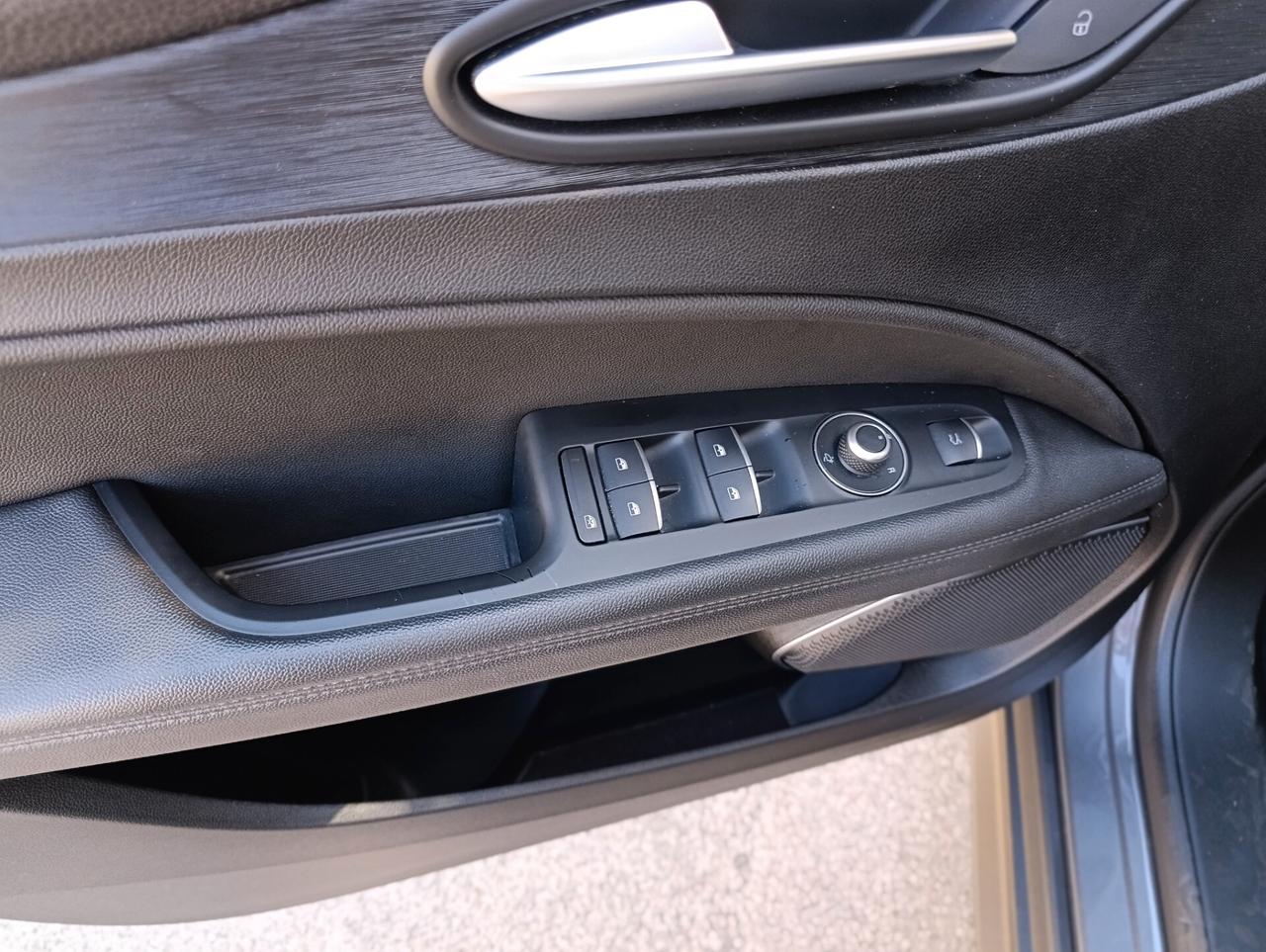 Alfa Romeo Stelvio 2.2 Turbodiesel 190 CV AT8 Q4 Business"accetto permuta"