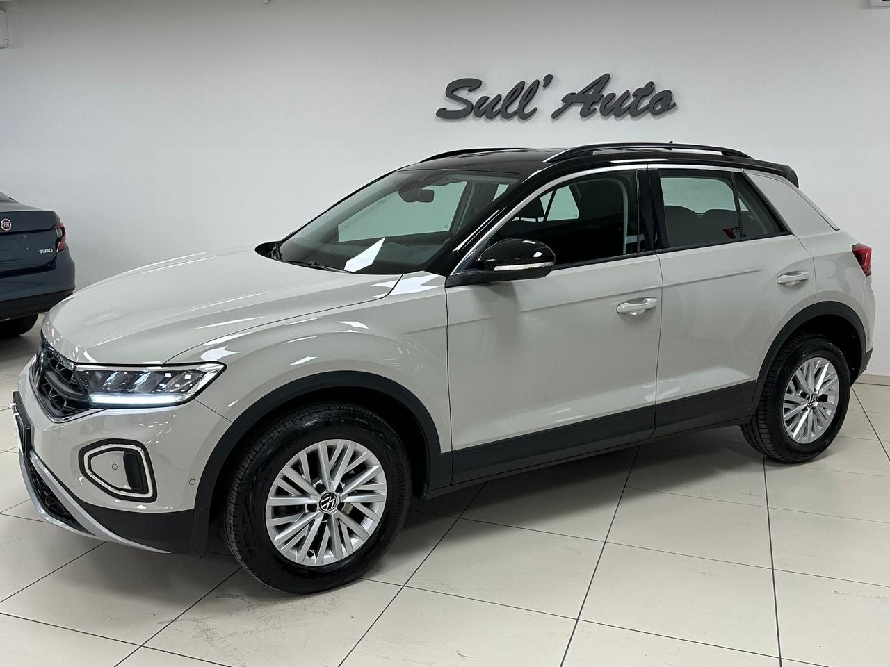 Volkswagen T-Roc 1.0 TSI 110 CV Life - 2023