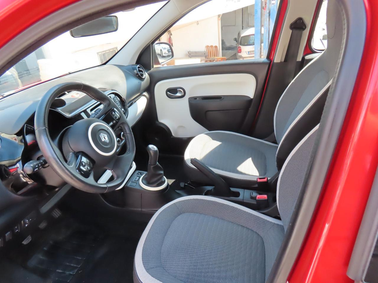 Renault Twingo BENZINA NAVI/CAMERA 42.000 KM CERT