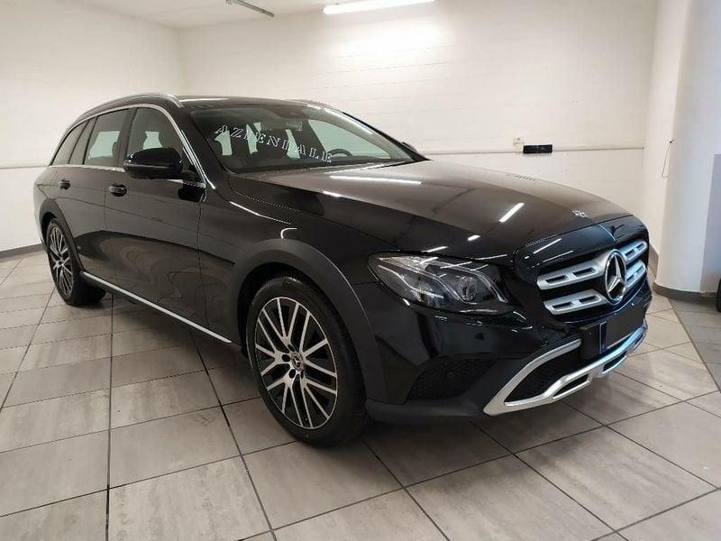 Mercedes-Benz Classe E E SW All-Terrain 220 d Business Sport 4matic auto