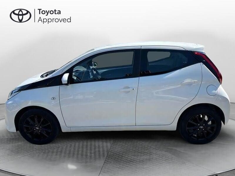 Toyota Aygo 1.0 72 CV x-play