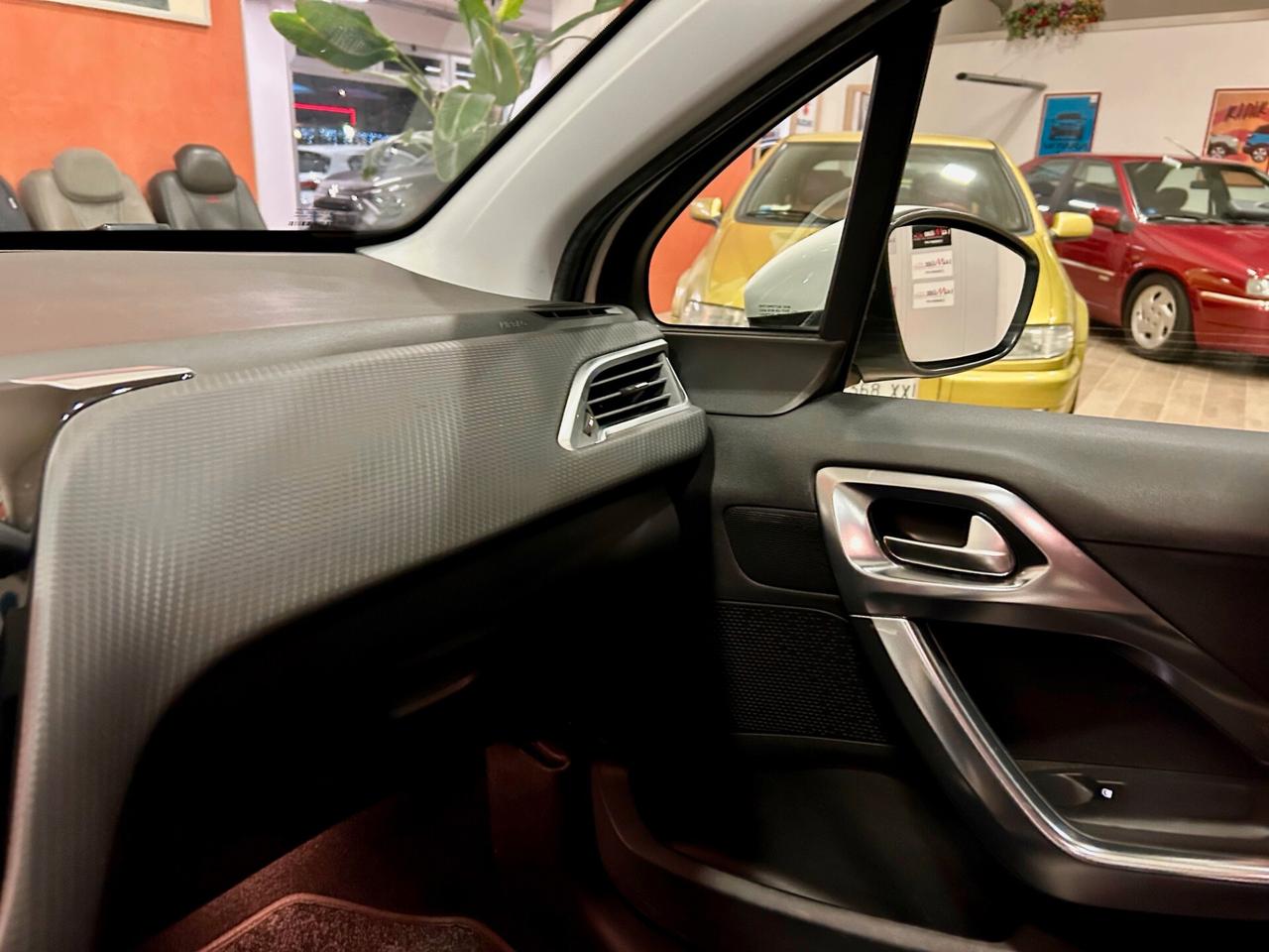 Peugeot 2008 BlueHDi 120 S&S Allure