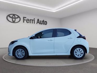 TOYOTA Yaris 1.5h active del 2023