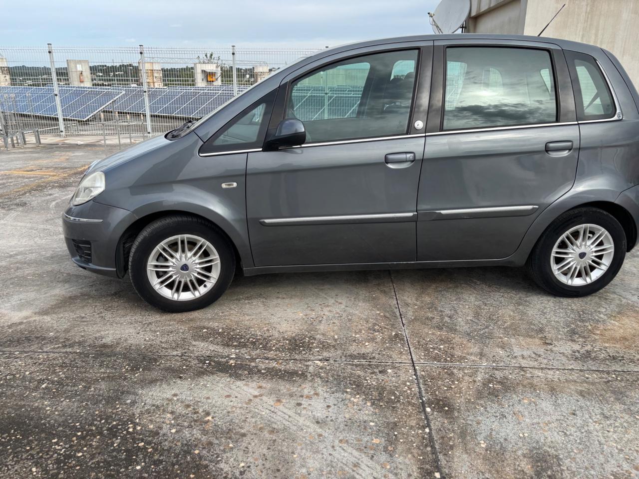Lancia MUSA 1.4 Argento Ecochic GPL