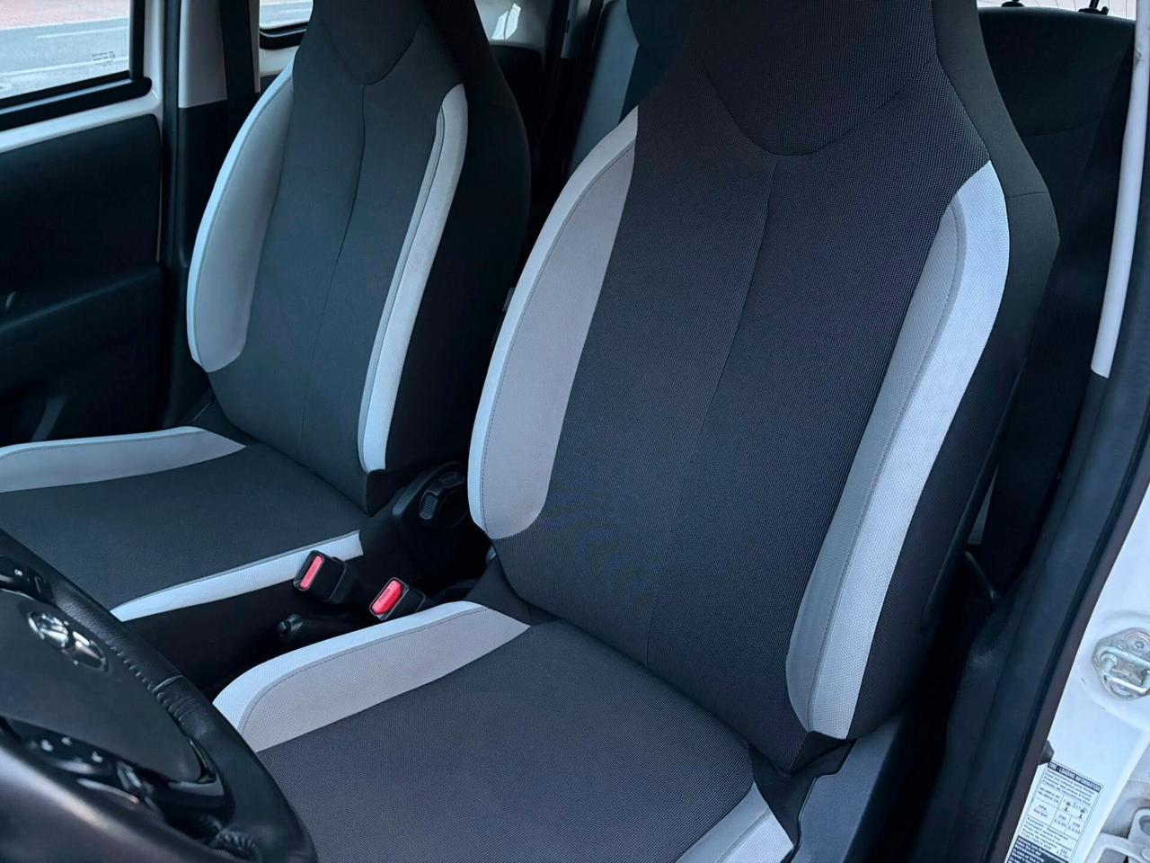 TOYOTA AYGO CAMBIO AUTOMATICO 5 P. 1.0