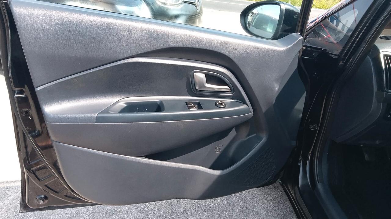 Kia Rio 1.2 benzina gpl