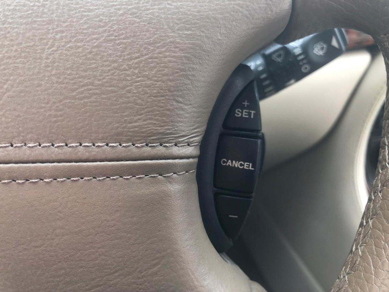 Jaguar XJ Daimler 4.0 cat