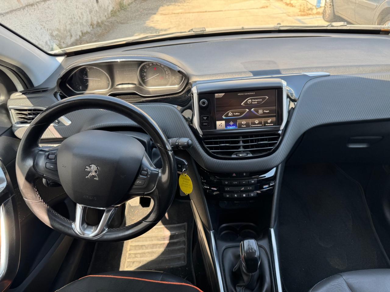 Peugeot 2008 1.6 e-HDi 92 CV Stop&Start Allure