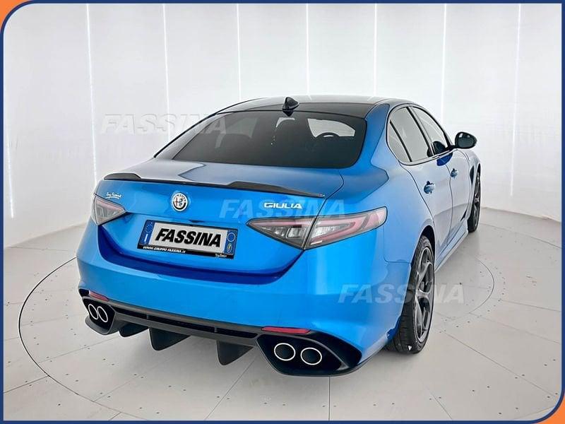 Alfa Romeo Giulia 2.9 T V6 AT8 Quadrifoglio