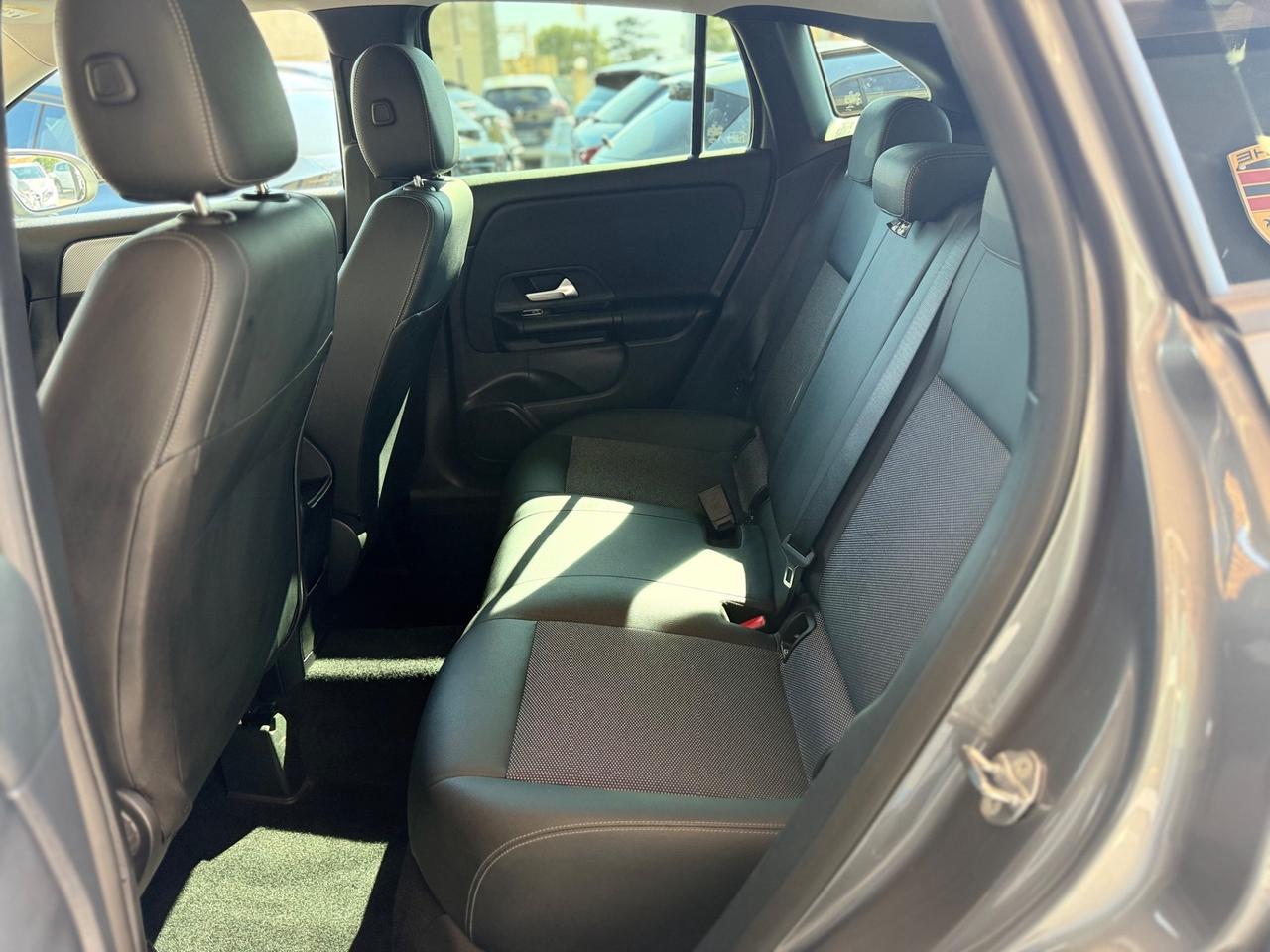 Mercedes-benz GLA 200 d Automatic Sport