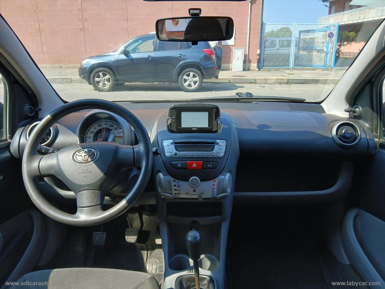TOYOTA Aygo 1.0 VVT-i 5p. Connect