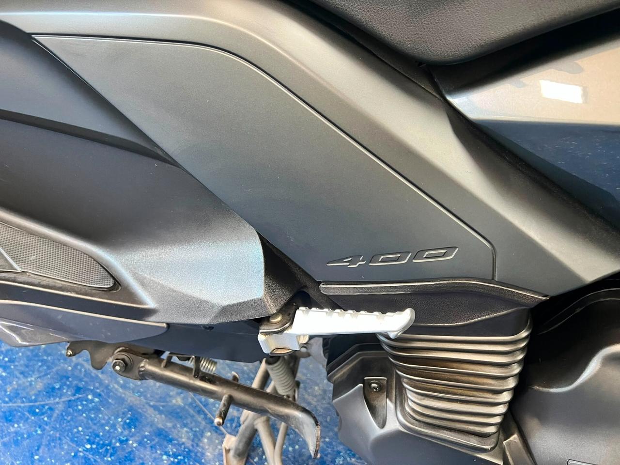 Yamaha X-Max 400