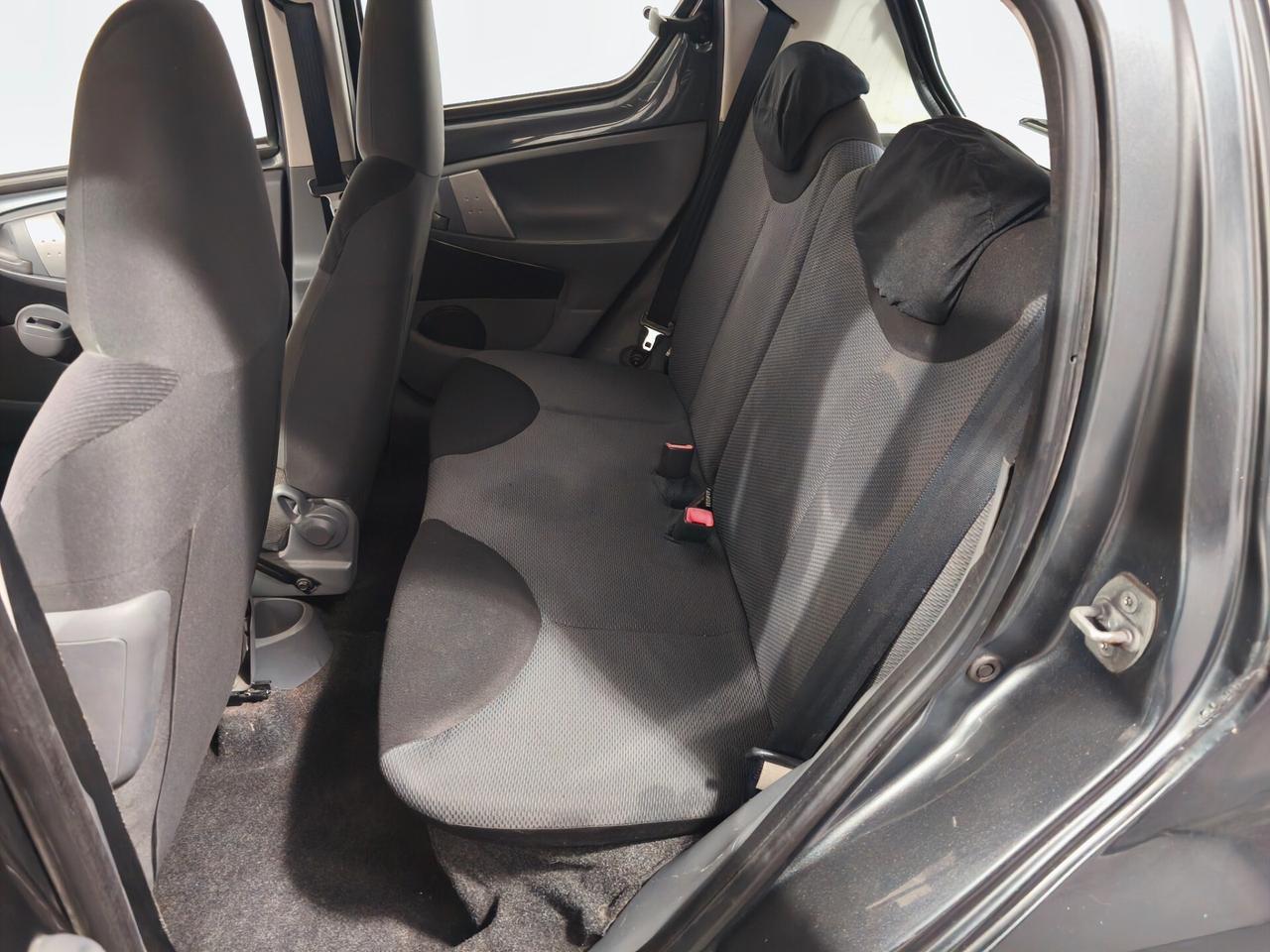 Toyota Aygo 1.0 12V VVT-i 5 porte