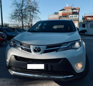 Toyota RAV 4 RAV4 2.0 D-4D 4WD Style White Ed.