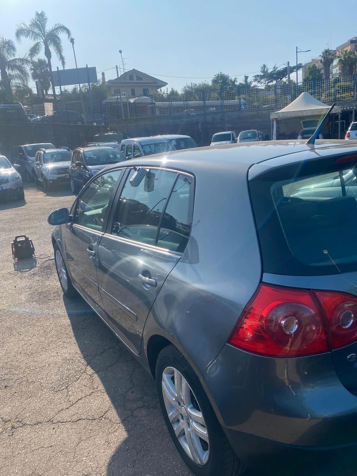 Volkswagen Golf 1.9 TDI DPF 5p. 5m. GT Sport